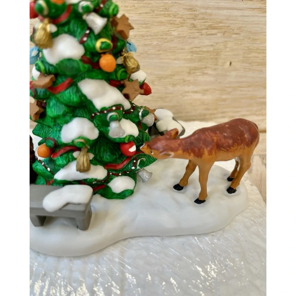 Vtg Dept. 56 New England Village New England Town Tree Nativity #56695 2008